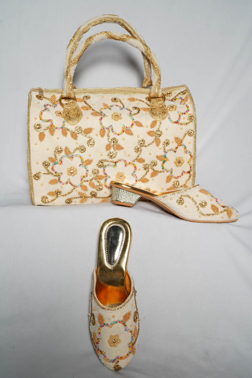 Purse with footwear 4