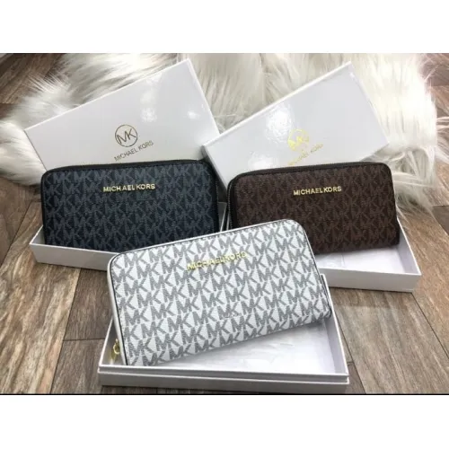 LADIES MIX SMALL PURSES (9)