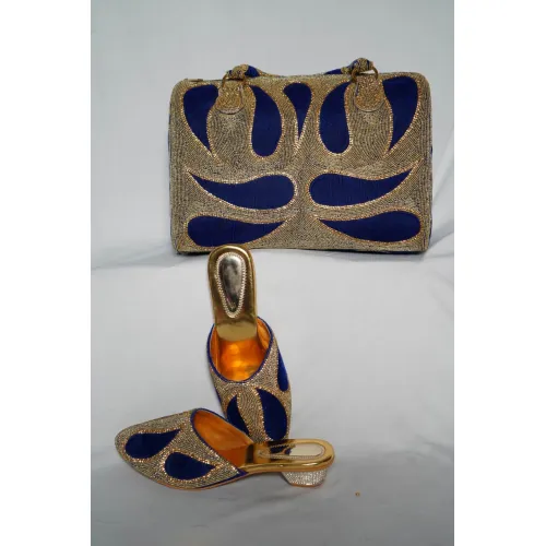 LADIES PURCES AND FOOTWEAR  11