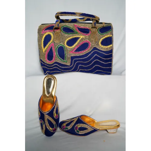 LADIES PURCES AND FOOTWEAR  14