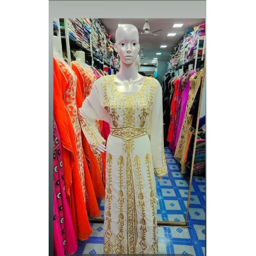 LADIES WHITE GOWNE (2)