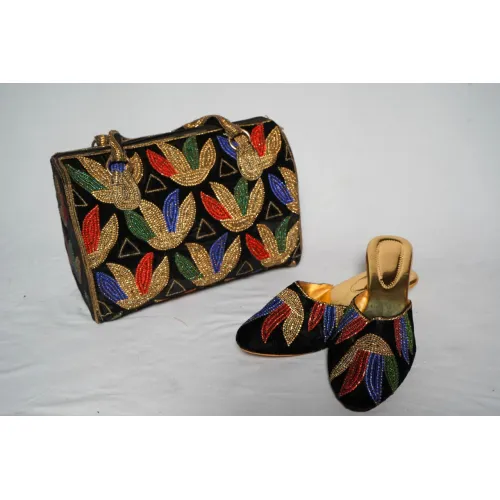 LADIES PURCES AND FOOTWEAR 2 (2)