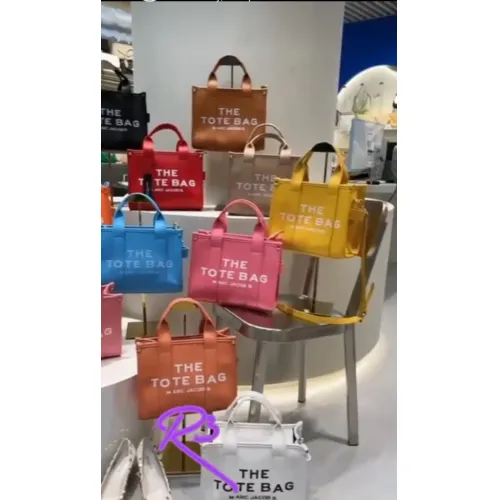 LADIS PURSES WITH FOOTWEAR  (2)